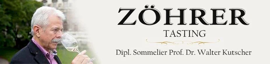 Sommelier bei der Weinverkostung